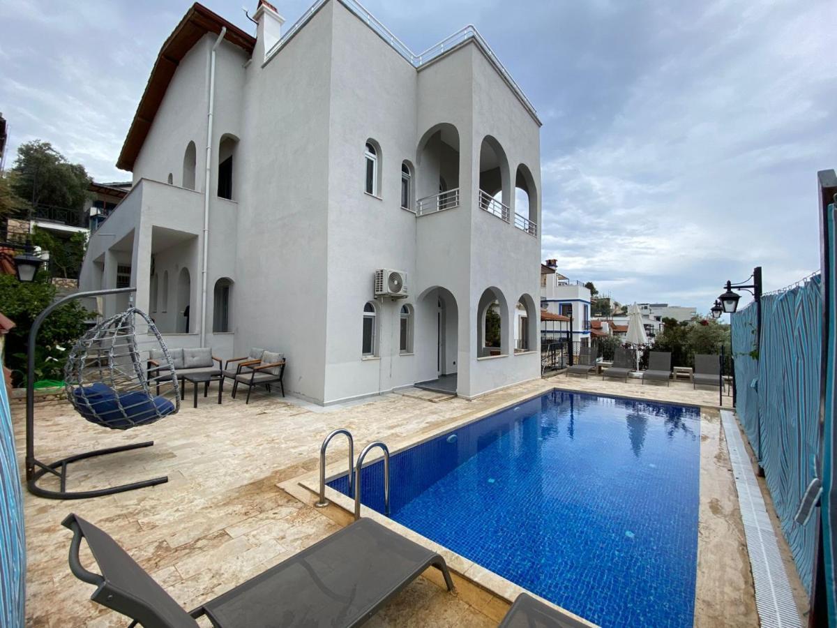 Apartamento Shared Pool Flat Located 3 Min To Beach In Kalkan Exterior foto